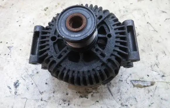 Jeep Grand Cherokee (WK) Generator/alternator TG17C026