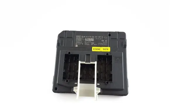 Skoda Enyaq iV Comfort/convenience module 1EA937089M 1EA937089B