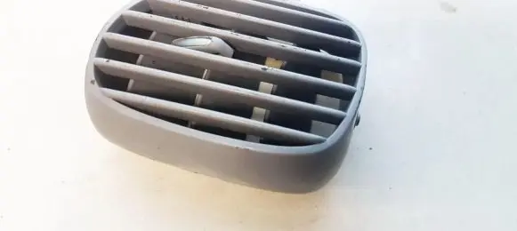 Nissan Almera Tino Dash center air vent grill