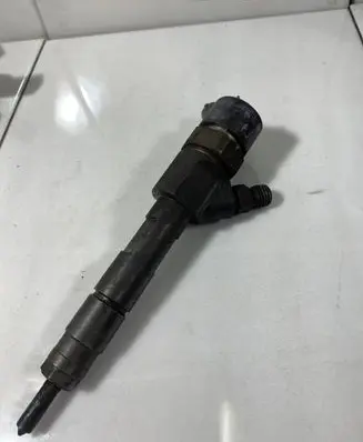 Renault Trafic II (X83) Fuel injector 0445110110B