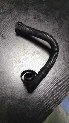 Breather/breather pipe/hose