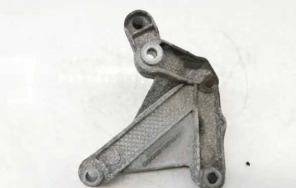 Mercedes-Benz Citan W415 Gearbox mounting bracket 8200043084 8200457080