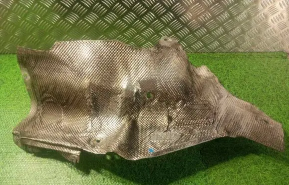 BMW X5M E70 Exhaust heat shield 7180629