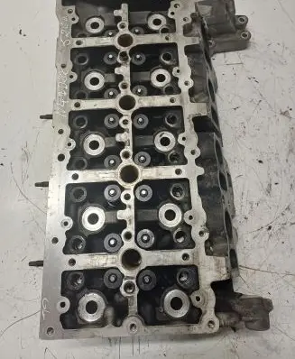 BMW 5 F10 F11 Engine head 781046503 N47D20C