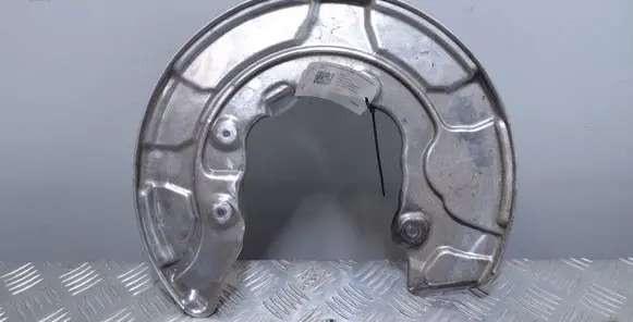 BMW X5 G05 Rear brake disc plate dust cover 6861802