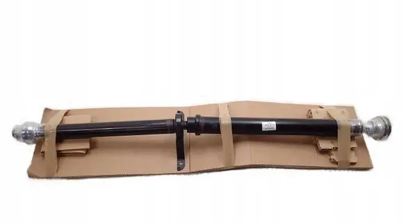 Audi A5 8T 8F Rear driveshaft/prop shaft 8K0521101AA