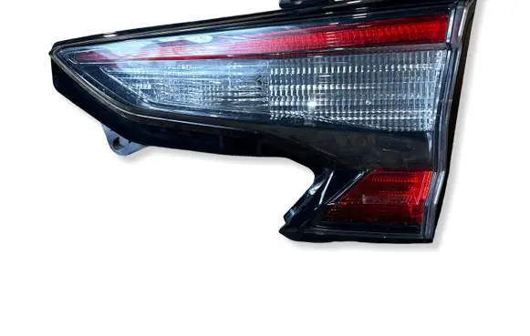 Subaru Outback (BT) Tailgate rear/tail lights W4716
