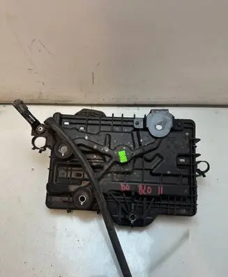 Battery tray