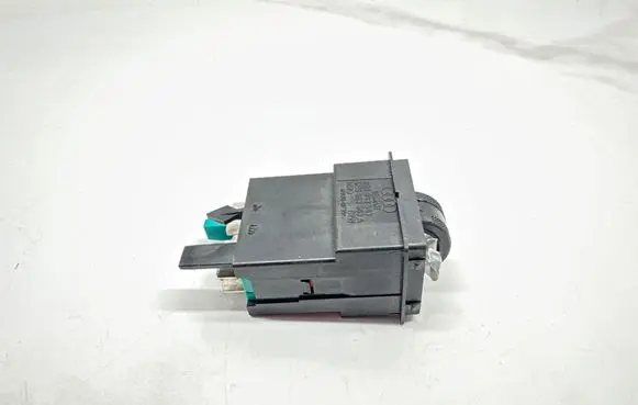 Audi A6 Allroad C6 Seat heating switch 4E0963563A
