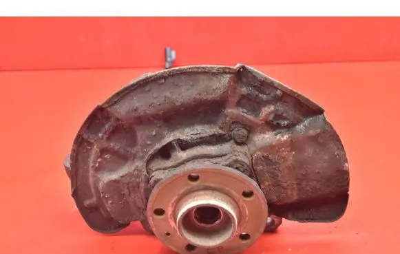 Volvo XC90 Front wheel hub spindle knuckle 