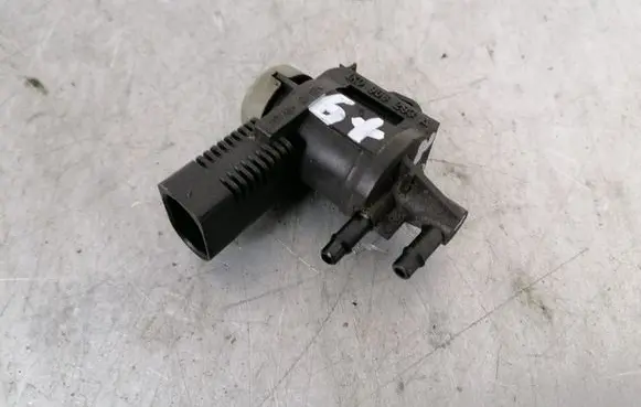 Volkswagen Golf Plus Turbo solenoid valve 1K0906283A