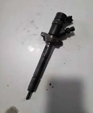 Ford Focus Fuel injector 0445110188