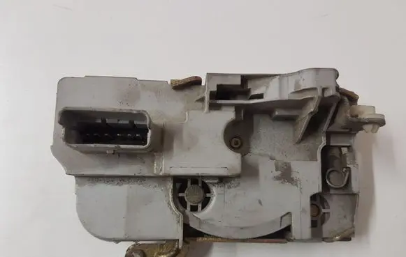 Citroen C5 Front door lock