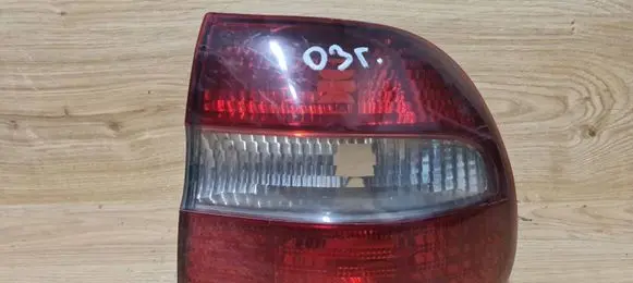 Volvo S40, V40 Rear/tail lights