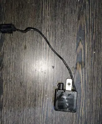 BMW X5 E53 Antenna control unit 8380945