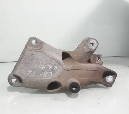 BMW 1 E81 E87 Engine mounting bracket 22116776529 24168110 221133