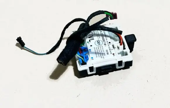 Mercedes-Benz E W213 Door control unit/module A2139000718 14638