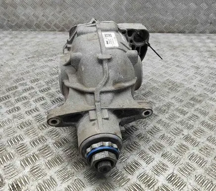 BMW X3 G01 Rear differential 7618727