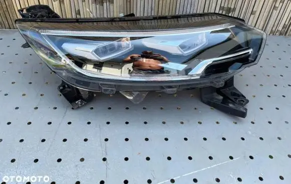 Renault Espace - Grand espace V Headlight/headlamp 260101765R 89914824 2109036057