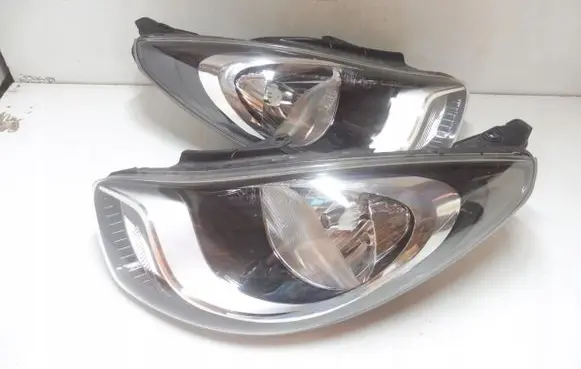 Hyundai i20 (PB PBT) Headlight/headlamp 13003