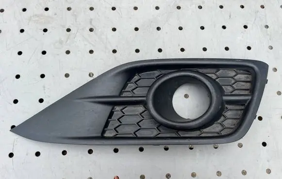 Honda CR-V Front bumper splitter molding 