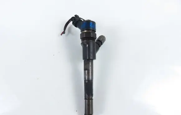 Toyota Yaris Fuel injector 2367033010 0445110085