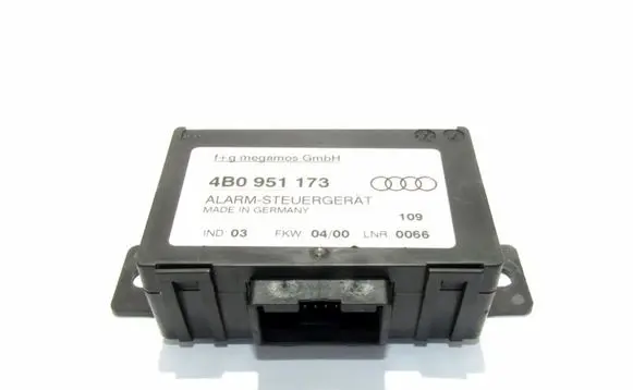 Audi A6 S6 C5 4B Alarm control unit/module 4B0951173