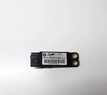 Chrysler Voyager Airbag deployment crash/impact sensor 04686748AG 5WY71910
