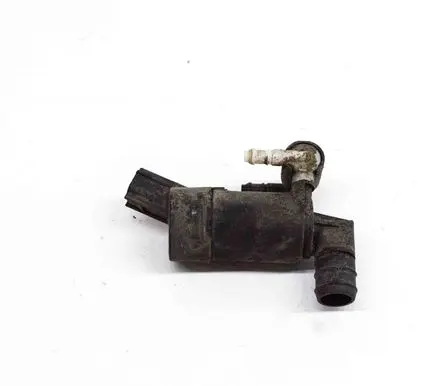 Ford Focus Windscreen/windshield washer pump BV6117K624BC