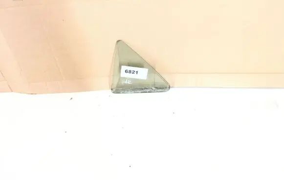 Mazda 6 Rear vent window glass E643R00011 4000751