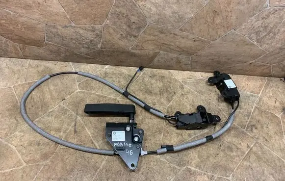 BMW X5 F15 Tailgate/boot open switch button 975827