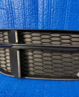 Audi A3 S3 8V Front bumper lower grill 8V3807081AB