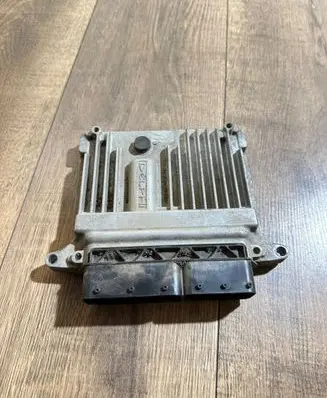 Mercedes-Benz E W211 Engine control unit/module A6461505372 A0044464940