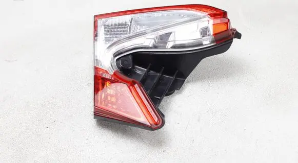 Toyota C-HR I Tailgate rear/tail lights 81590F4010