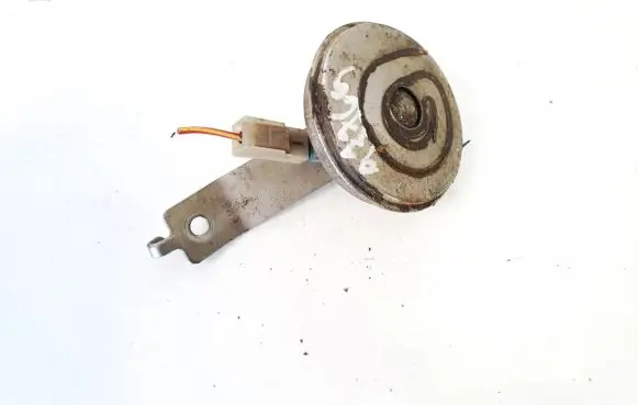 Volkswagen PASSAT B4 Horn signal