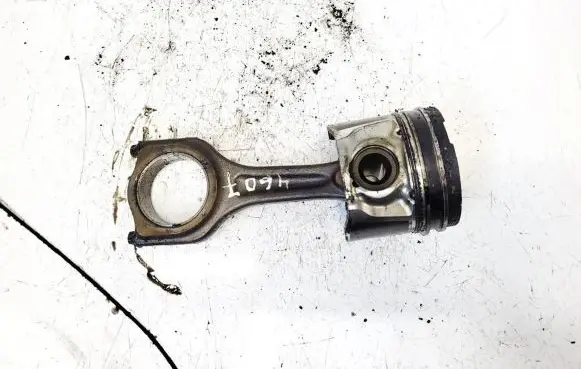Mazda 2 Piston with connecting rod