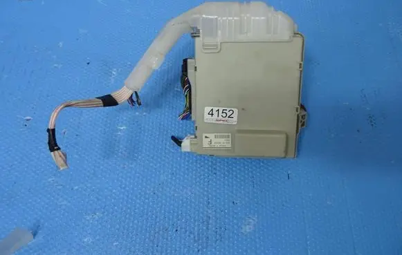Lexus GS 300 350 430 450H Fuse box set 82670-30250