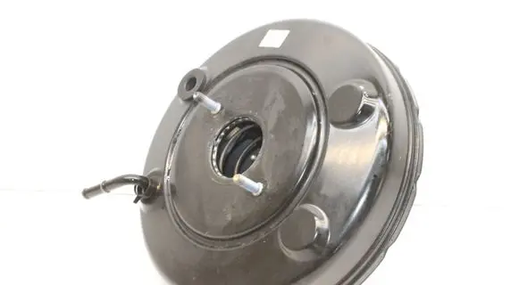 Hyundai i40 Brake booster 585003Z960