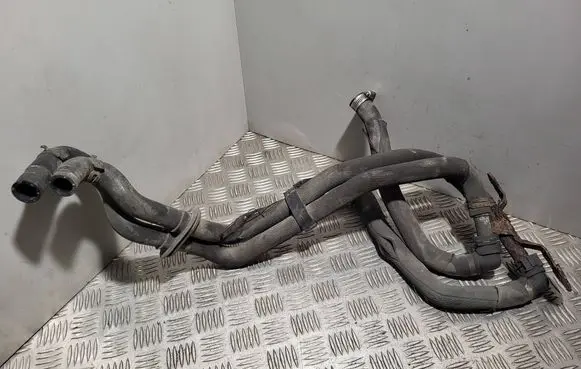 Audi A4 S4 B7 8E 8H Engine coolant pipe/hose 8E1819350K