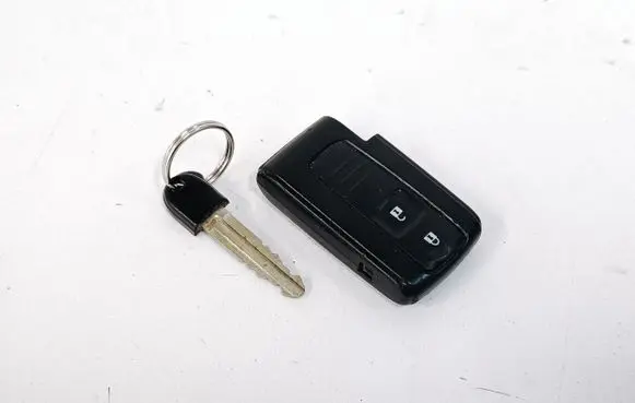 Toyota Prius (XW20) Ignition key/card 