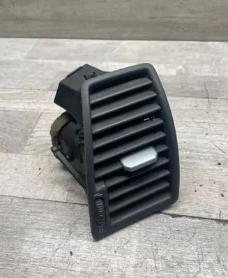 Volvo XC90 Dashboard side air vent grill/cover trim 3409399