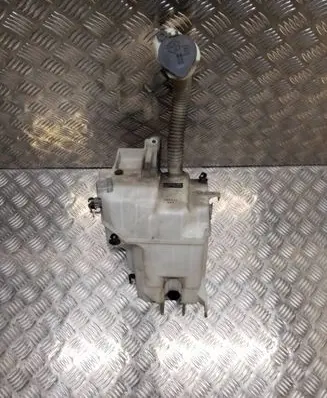Toyota RAV 4 (XA30) Window washer liquid tank fill tube 78088074