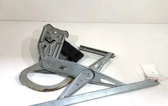 Renault Megane III Front door window regulator with motor 966415102