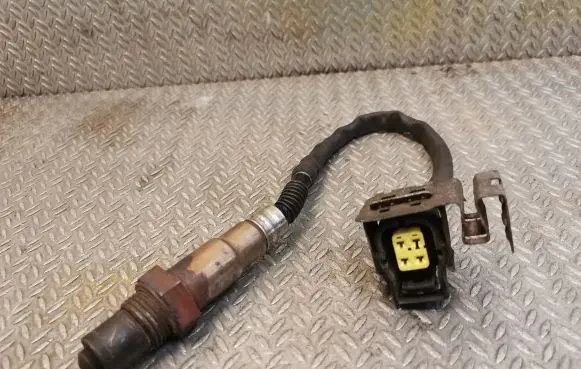 Mercedes-Benz B W245 Lambda probe sensor 0045420718