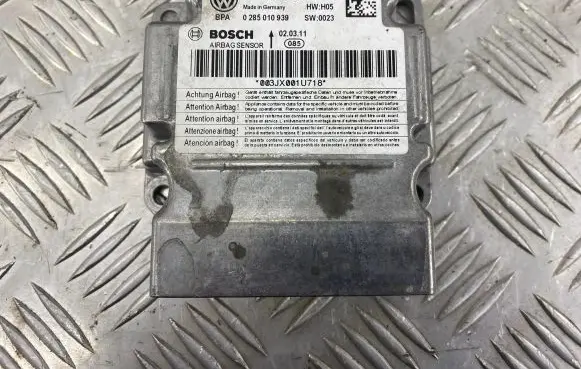 Volkswagen Touareg II Airbag control unit/module 7P0959655B 0285010939 003JX001U718
