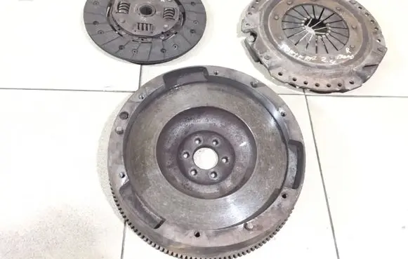 Opel Frontera A Clutch set kit 48703 45304 90448769