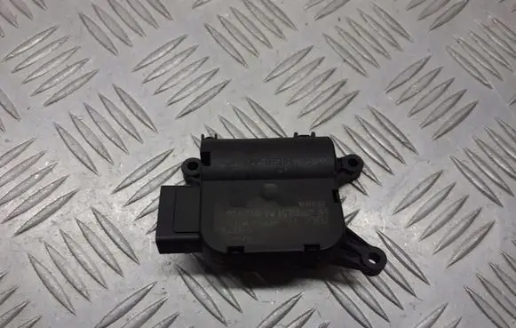 Seat Leon (1P) A/C air flow flap actuator/motor 0132801345
