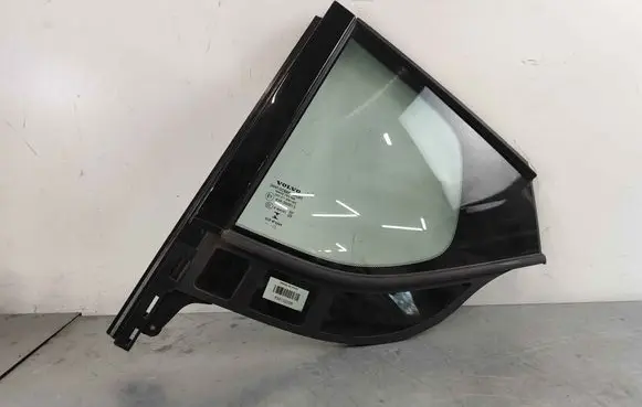 Rear vent window glass