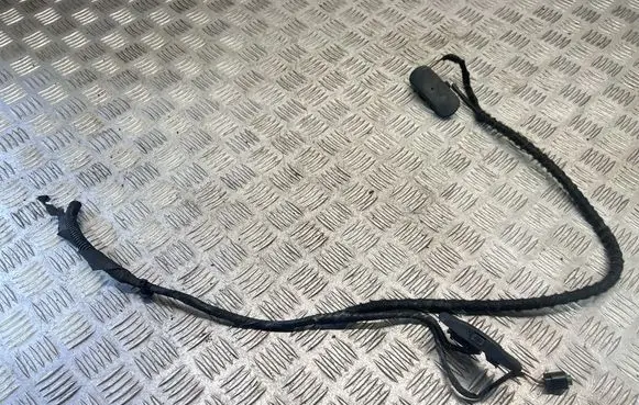 Audi A7 S7 4G Windshield washer spray nozzle 4G8955988A 4G8955987A