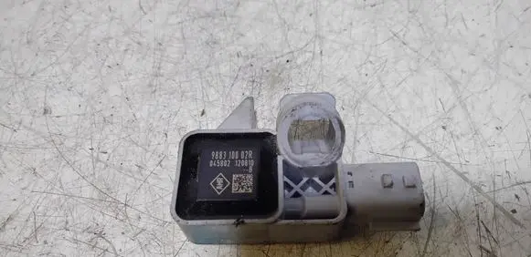 Renault Megane III Airbag deployment crash/impact sensor 988310002R 045802120810B